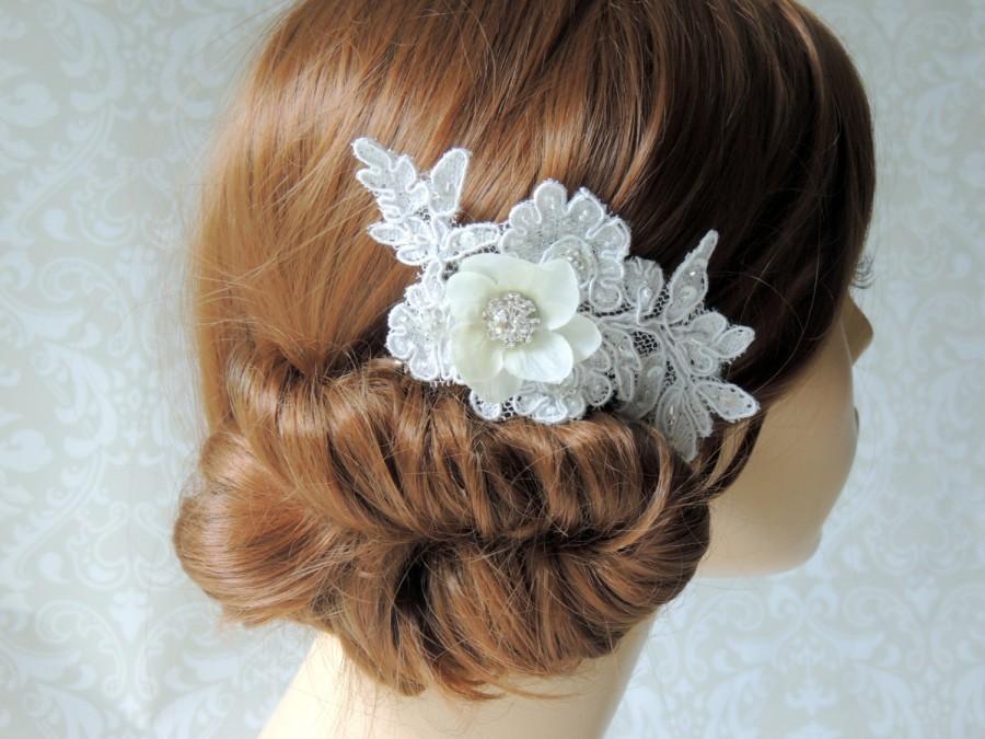 Hochzeit - Lace  Bridal Hair Comb, Flower comb wedding, Bridal hairpiece, Rhinestone hair comb bridal, Wedding hair accessories