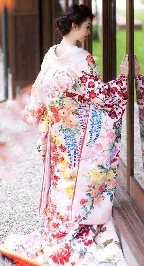 Hochzeit - Uchikake, The Another Wedding Kimono