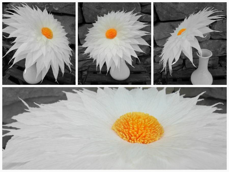 Wedding - Giant Paper Flower/ Wedding Decoration/ Wedding Bouquets/ Table Flower Decoration/ White Flower / Paper Flower