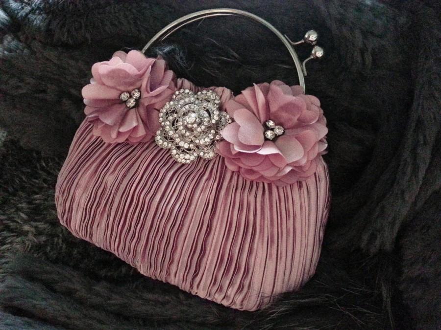 زفاف - Red Pink Satin Flowers Clutch - Crystal Rhinestone Rose Brooch  - Elegant Flowers Wedding Bridal Bag - bridesmaid purses - Vintage Style