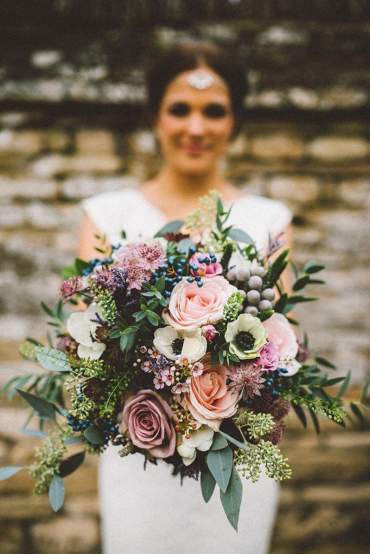 Hochzeit - Wedding Flowers For Autumn How To Use In Your Autumn Wedding