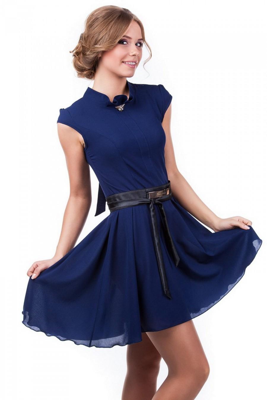 Mariage - Cocktail dress Navy blue Formal chiffon dress. Dress knee length bridesmaid. Prom flared dress with lace and bow on the back. Evening dress.