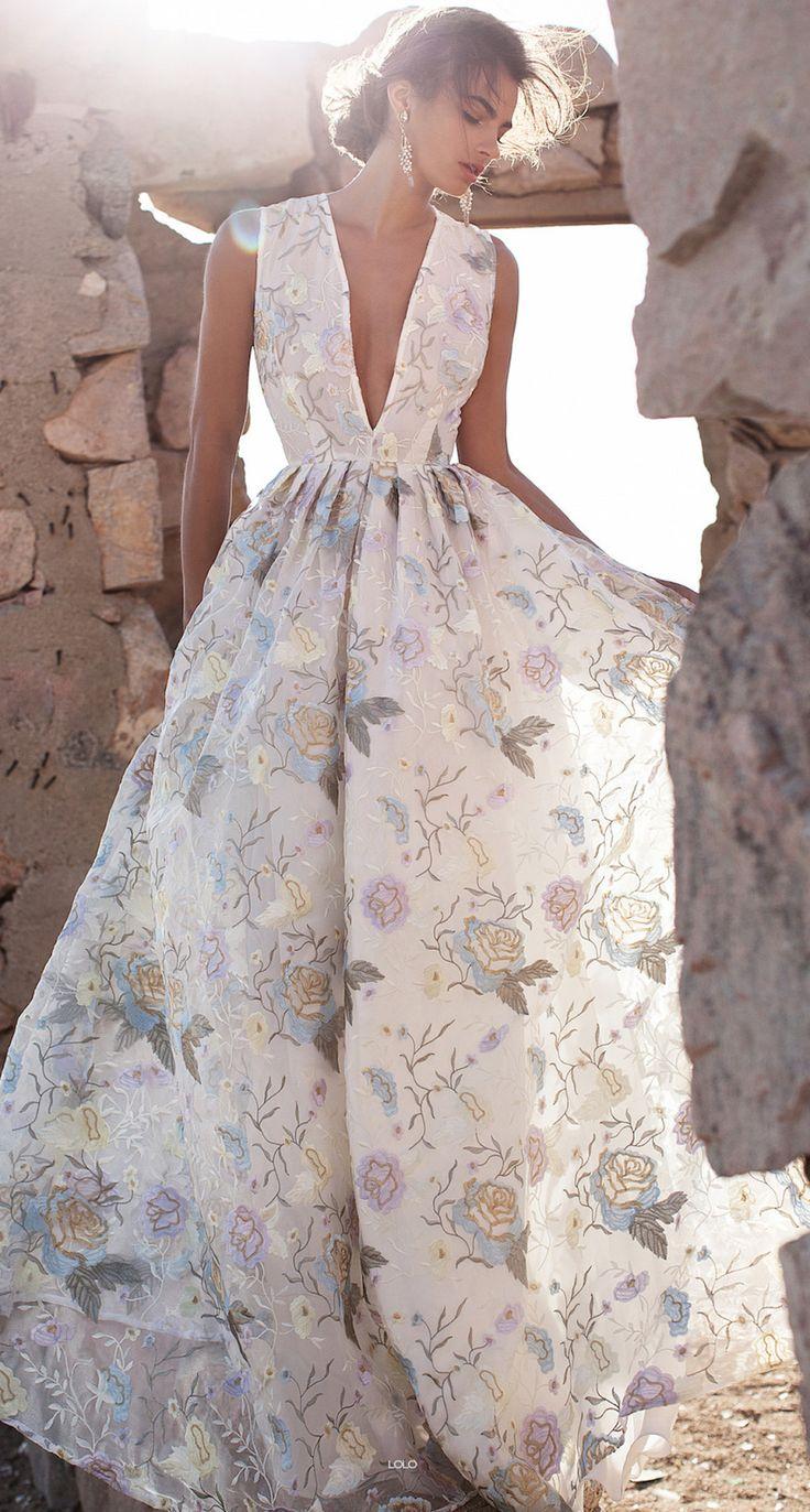 Свадьба - Fashionable Gown