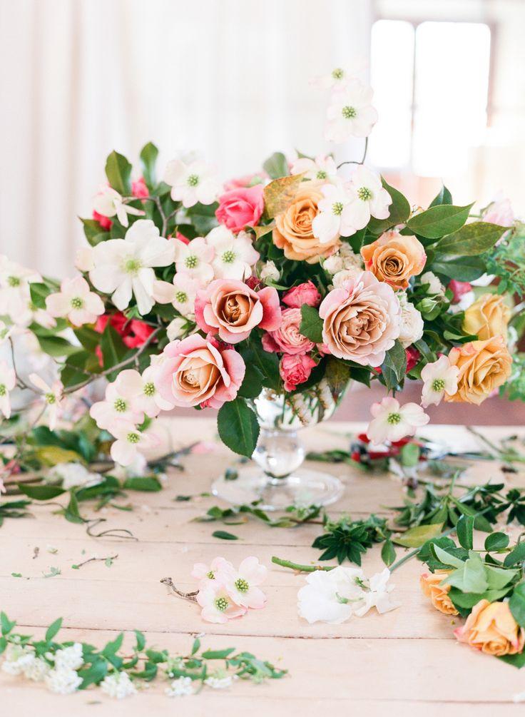 Wedding - Spring Blooms We Can't Stop Staring At