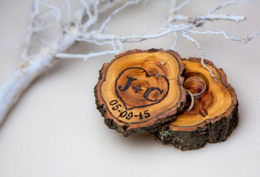 Mariage - Ring bearer Box,Wood Anniversary Gif,Custom Ring Box,wedding/valentines wooden ring box