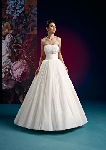 Wedding - Pleated Bowknot Zipprer White Tulle Ball Gown Strapless Sweep