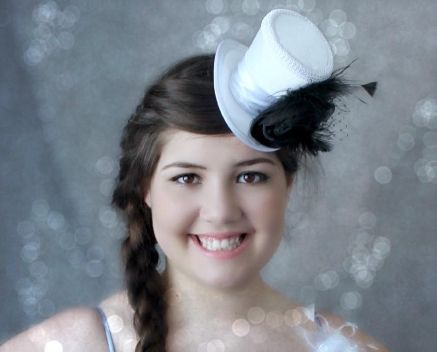 Hochzeit - Mini Top Hat Set, Wedding Top Hat, Mini Hats, Russian Veil, Mad Hatter Hat, White Top Hat, Women Mini Top Hat, Women Fascinator