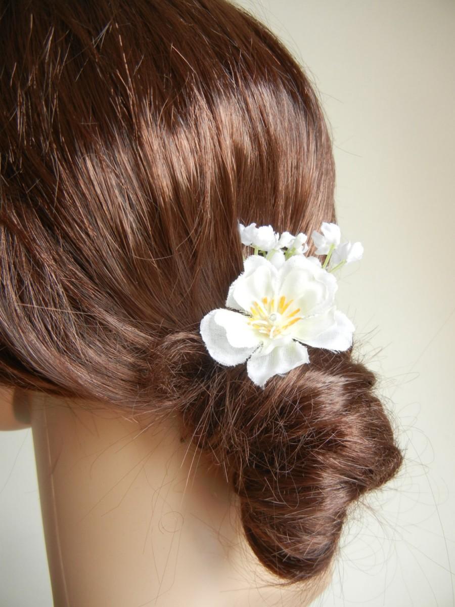 Свадьба - Apple Blossom Hair Pin, Flower Hair Pin, Bridal Hair Pin, Gypsophila Hair Pin. Bridal Hair Accessory.