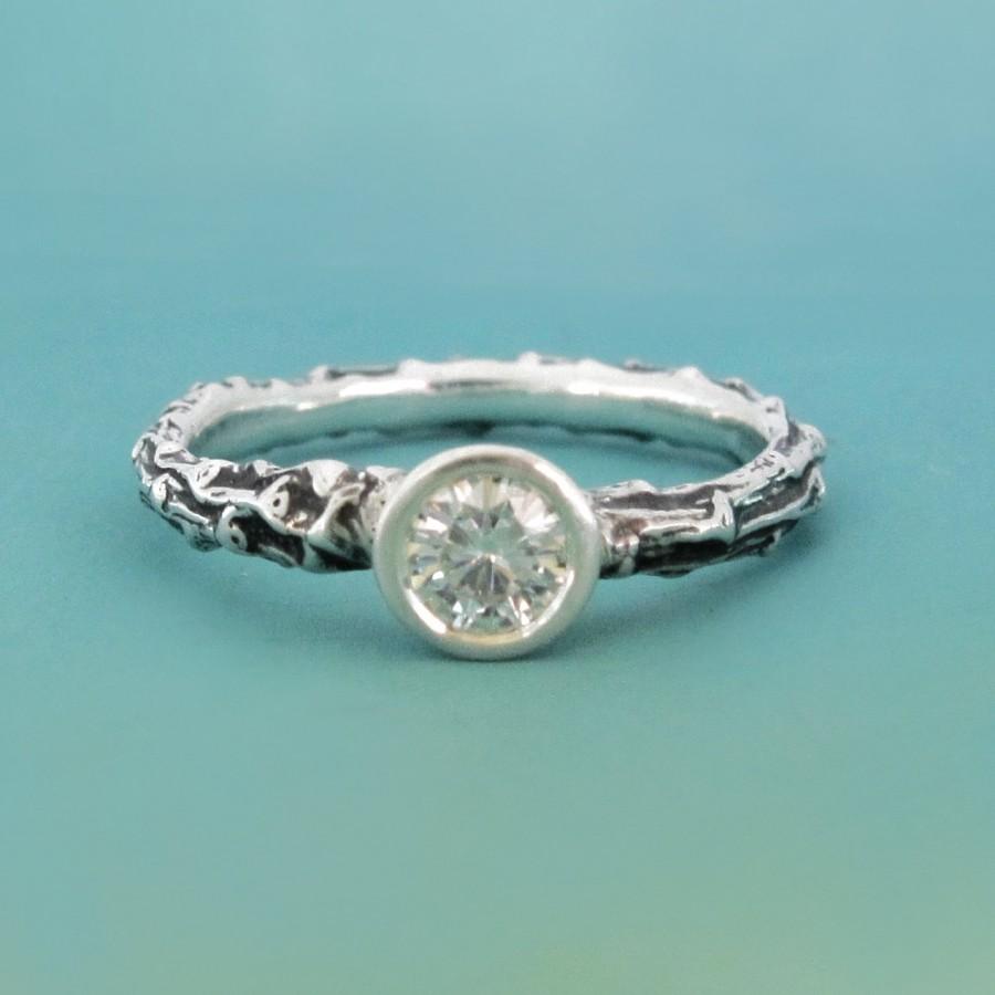 زفاف - Moissanite Twig Engagement Ring in Sterling Silver - Pine Branch Round Solitaire Moissanite - Choose a Stone Size