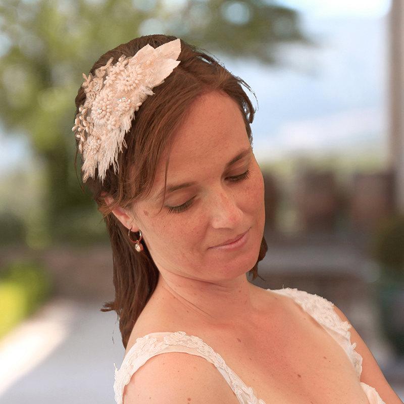 Hochzeit - Hairaccessory, bridal headpiece, wedding headpiece, lace headpiece, fascinator, bridal accessory, champagne hairaccessory
