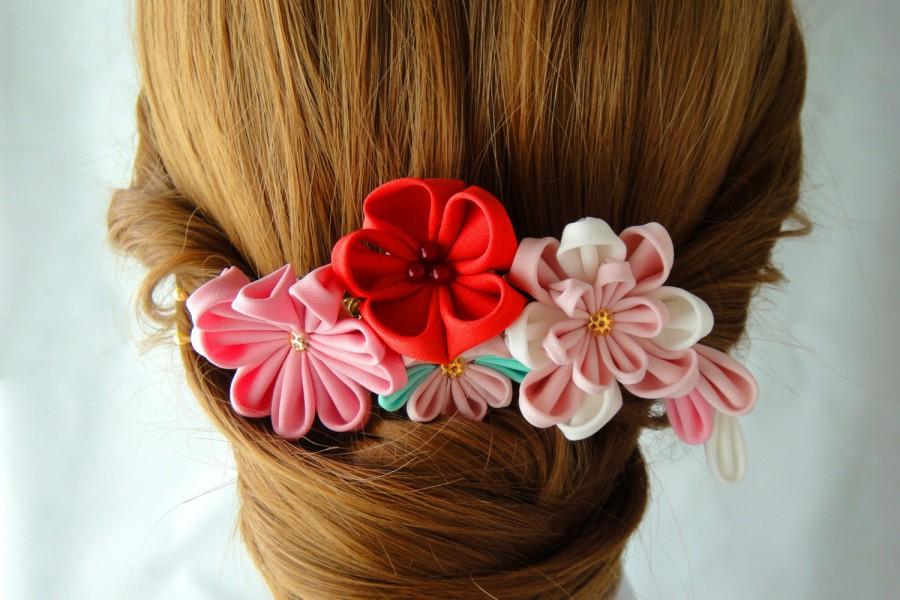 Hochzeit - Tsumami Kanzashi Hair Comb, Kimono Yukata Outfit Wedding Ornament, Pink Red Flower with fall, NATSUKO