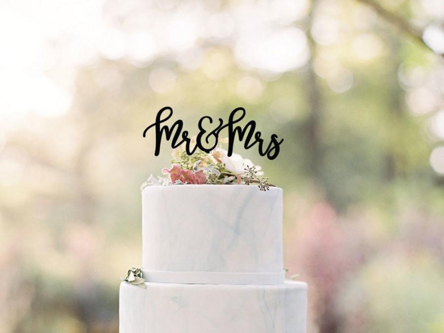 Hochzeit - Mr and Mrs Wedding Cake Topper 