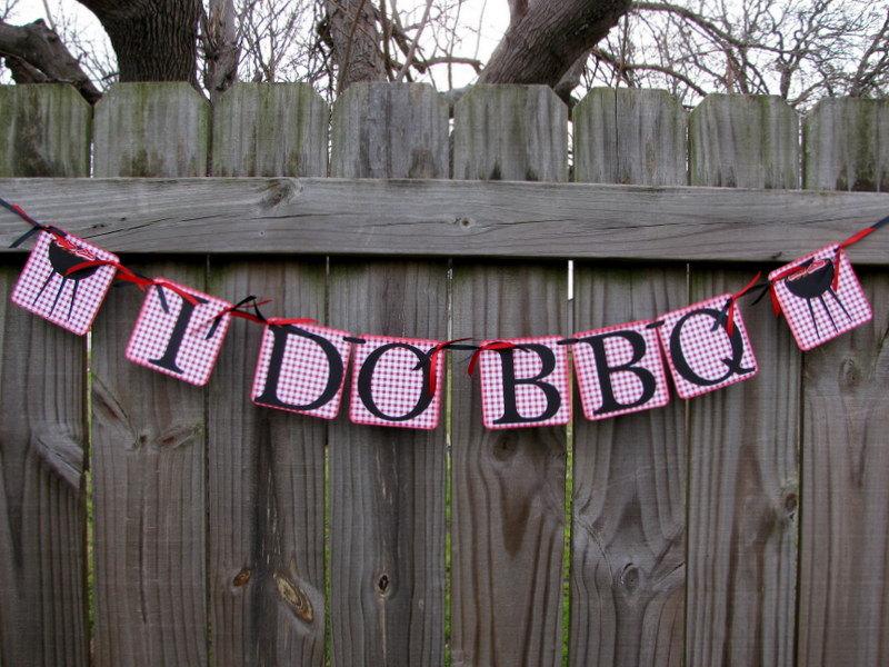 Hochzeit - I Do BBQ Banner, I Do bbq Ideas, Engagement Banner, Wedding BBQ Decoration, Barn Wedding, BBQ Party Ideas, Couples Shower Decor