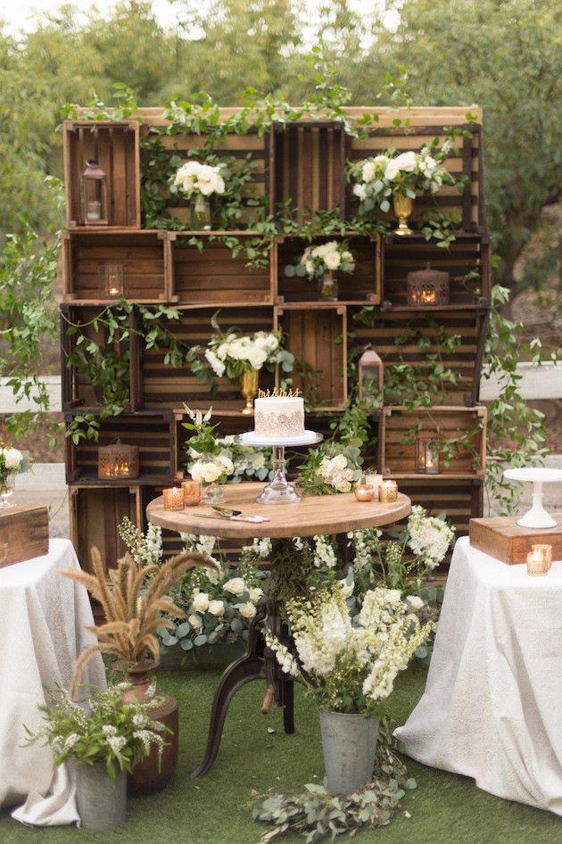 Mariage - Stunning Outdoor Wedding With Luxurious Scrap-Inspired Decor