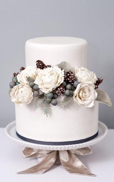 Свадьба - Wintery White Sugar Bouquet By EricaObrienCake On CakeCentral.com