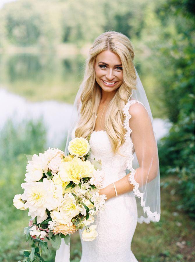 Mariage - A NFL Player   Cheerleader Say "I Do" With A Touchdown-Worthy Wedding