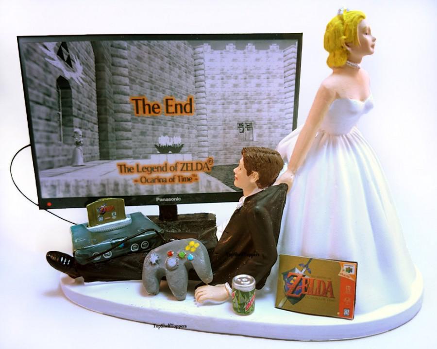 Wedding - Bride and Groom Funny Gamer Wedding Cake Topper Zelda