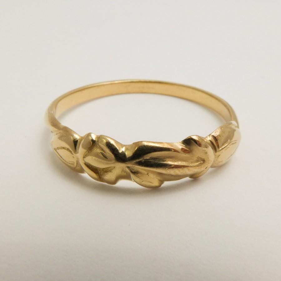 Wedding - 14k yellow gold wedding band, Women's wedding ring, Engraved band, Floral engraving, Handmade gold band,14 karat gold thin wedding ring