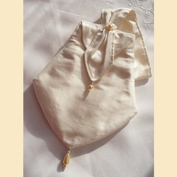 Mariage - wedding purse handmade in ivory silk -  'Emmy' design, with pearl bead or Swarovski crystal trim and optional personalisation