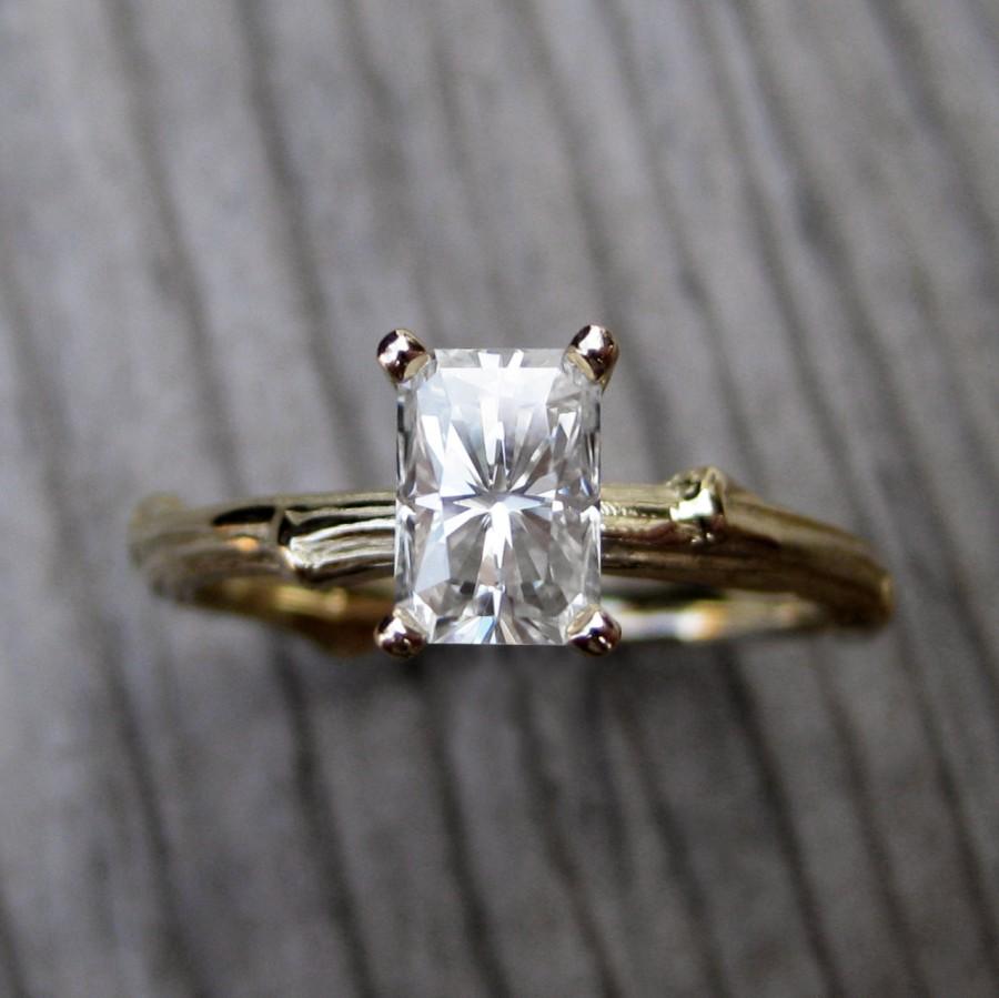 Mariage - Emerald Moissanite Twig Engagement Ring: White, Yellow, or Rose Gold; .70ct Forever Brilliant™