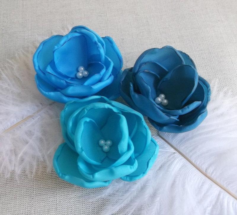 Wedding - Ocean blue fabric flowers, Turquoise Bridesmaids hair clips, Teal shoe clips, Beisal dress sash flowers brooch, Girls Birthday Gift Set of 3