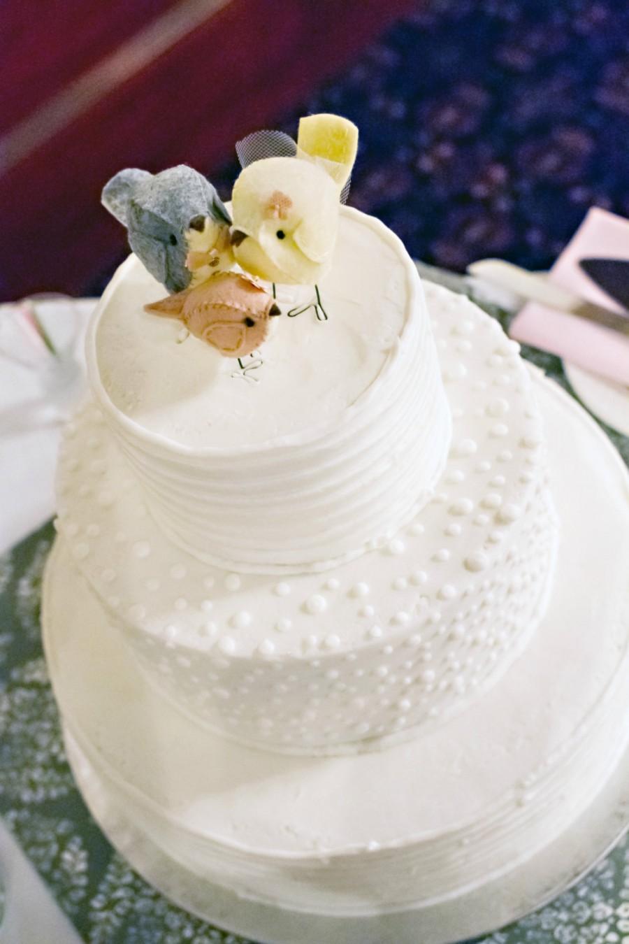 Свадьба - Custom Handmade Love Birds Wedding Cake Topper with Baby - Design Your Own!