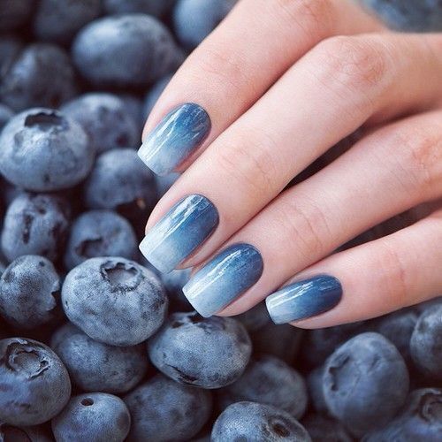 Mariage - Blueberry Nails