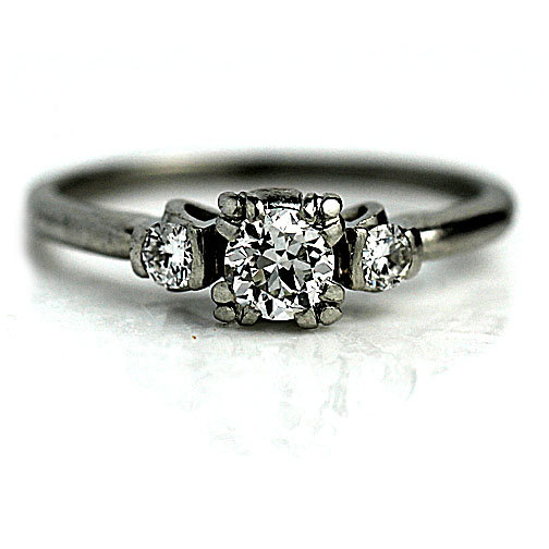 Mariage - 1940's Vintage Engagement Ring Three Diamond Ring Platinum Vintage Diamond Wedding Ring Size 5 3/4 !
