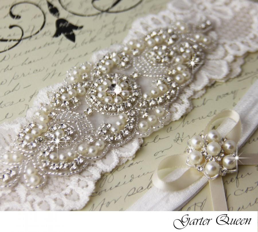 Mariage - Wedding garter set, Ivory Lace Garter Set, Lace Bridal Garter, Pearl Garter, Personalized Garter. Ivory Garter Set