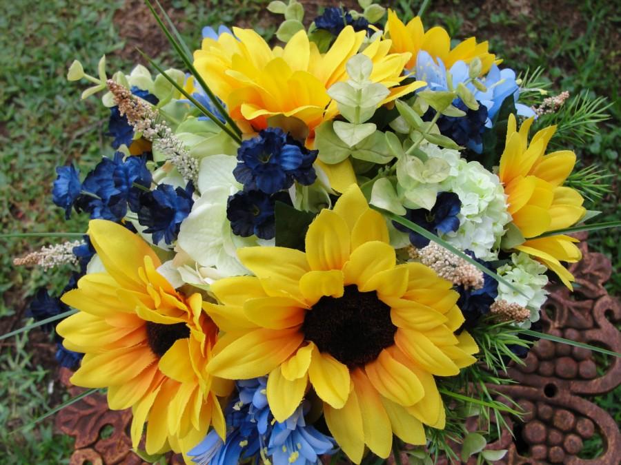 Свадьба - Silk Wedding Bridal Bouquet Sunflowers Blue Green Hydrangea Boutonniere Florist Made
