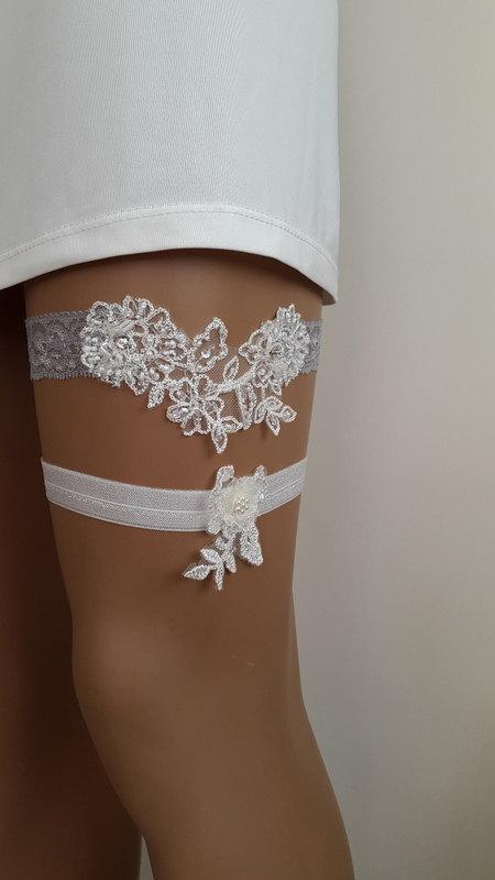 Hochzeit - garter, toss garters, gray, ivory lace, wedding garters, bridal accessores, garter suspander, free shipping!