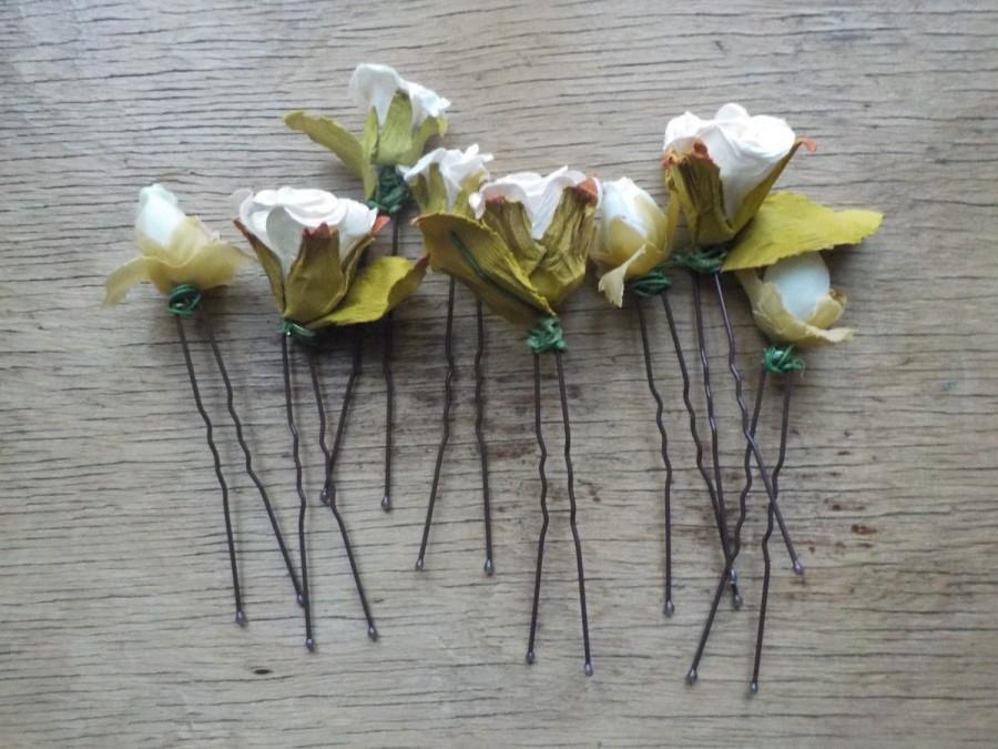 Свадьба - Mini Bridal Flower Hair Pins Flower Girl Hair Pins Festival Hair Boho Hair Flowers SET OF 8 Ivory White Mix