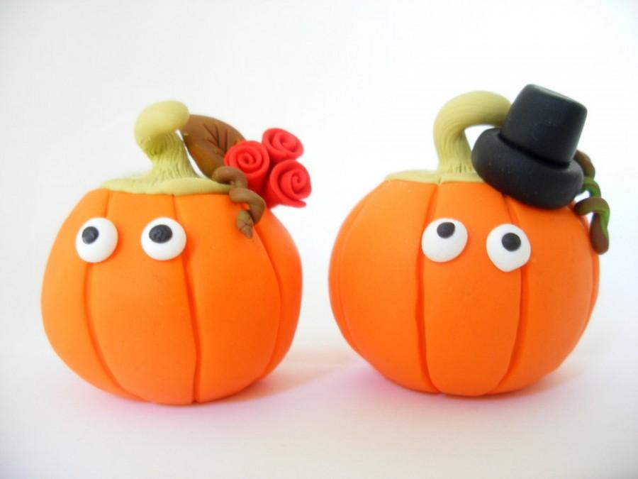 Свадьба - Fall wedding cake topper, pumpkin bride and groom, Halloween wedding, cute, funny, orange