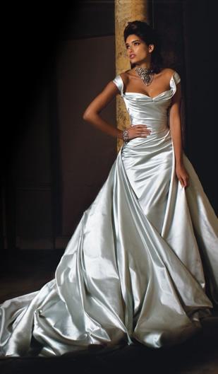 Mariage - Angelina Colarusso, Couture And Bridal Design : Couture Collection