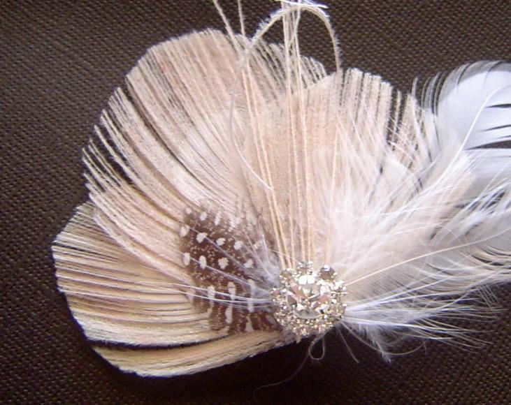Wedding - Peacock Hair Clip SNOW PRINCESS  Feather and Rhinestone Wedding Hair Fascinator Clip Bridal Party