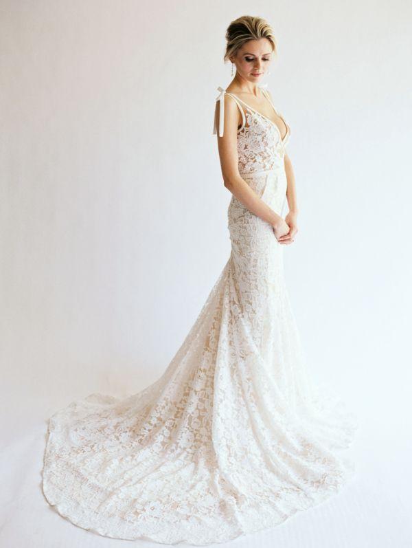 Hochzeit - Lovely Lace Wedding Dress