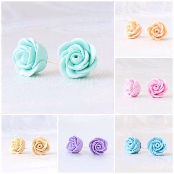 Mariage - Rose flower stud earring-Bridesmaid earrings gift-Bridesmaid Rose earrings-Bridesmaid flower earrings-Bridesmaid post earrings stud-Gift for