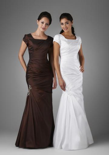 Mariage - Square Ruched Short Sleeves Brown White Floor Length Taffeta