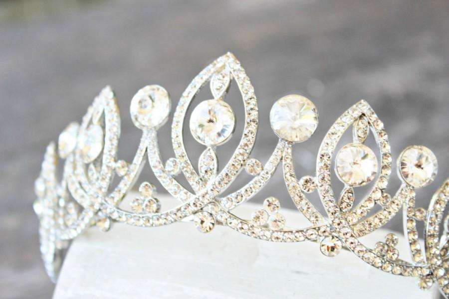 Hochzeit - Bridal Tiara  - LUNA, Swarovski Bridal Tiara, Crystal Wedding Crown, Rhinestone Tiara, Wedding Tiara, Diamante Crown