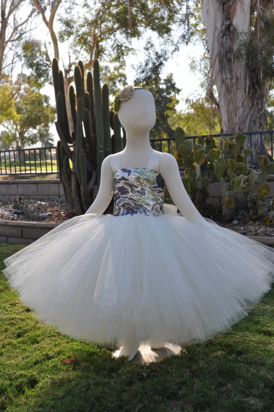 Hochzeit - Country Rustic Flower Girl Dress,Camouflage Flower Girl Dress,Toddler Rustic Dress,Infant Country Dress,Rustic Baby Dress,Rustic Ivory Dress