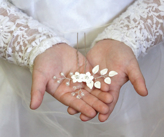 Wedding - Bridal Flower Hair Pin , White Flower Hair Pins, Bridal White Hair Flowers, Hair Pins, Wedding Hair Accessories, Bridal Headpiece