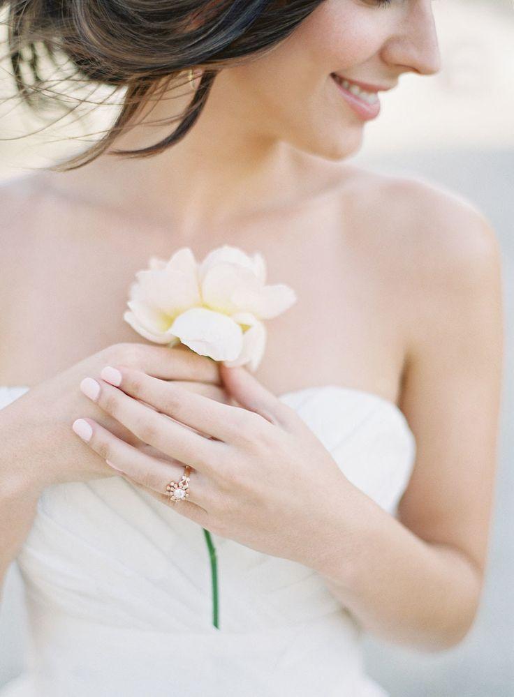 Mariage - Engagement Rings Around The World, You've Got Some Chic Competition