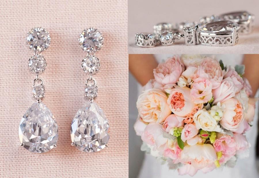 Wedding - Bridal Earrings, Rose Gold Wedding Earrrings, Swarovski, Crystal Drop Bridal Earrings, Bridesmaid jewelry, Courtney Bridal Earrings