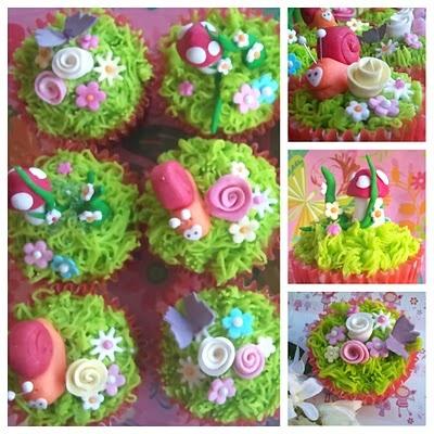 Wedding - Jamosie Sweet: {Tutorial} How To Make Grass On Cupcakes