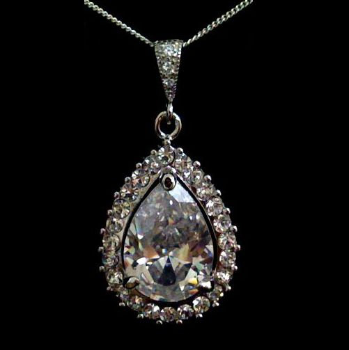 Mariage - Teardrop Bridal Necklace, Bridesmaid Necklace, Cz Jewelry, Cubic Zirconia Pendant, MANDOLIN