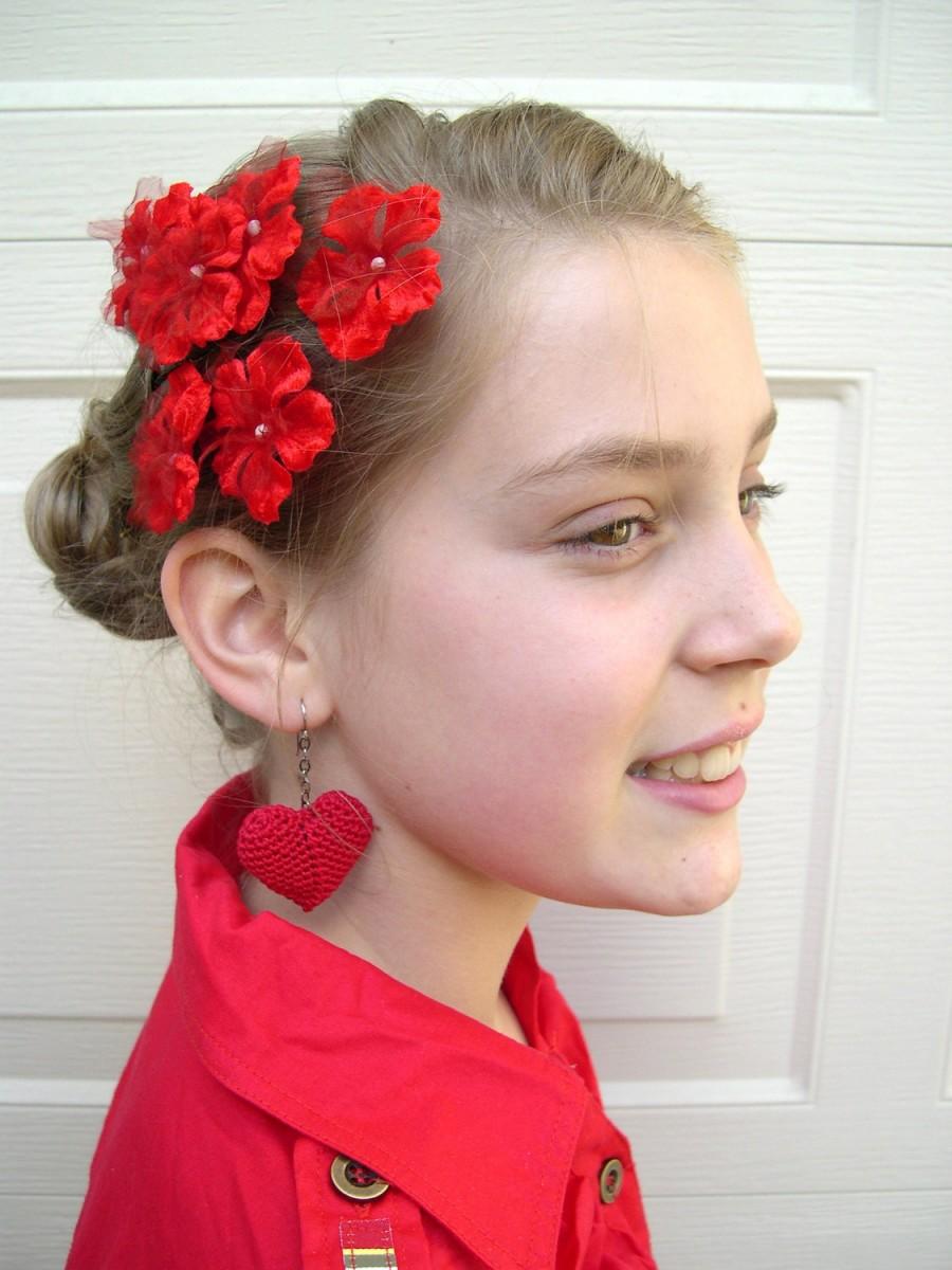 Mariage - Red Heart Earrings - Long red dangle earrings - Heart earring s - Bridesmaid red earrings - Red heart dangle earrings - wedding earrings