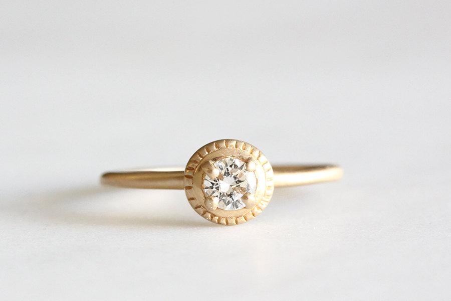 Mariage - 14k gold diamond engagement ring, eco friendly, diamond ring, milgrain texture