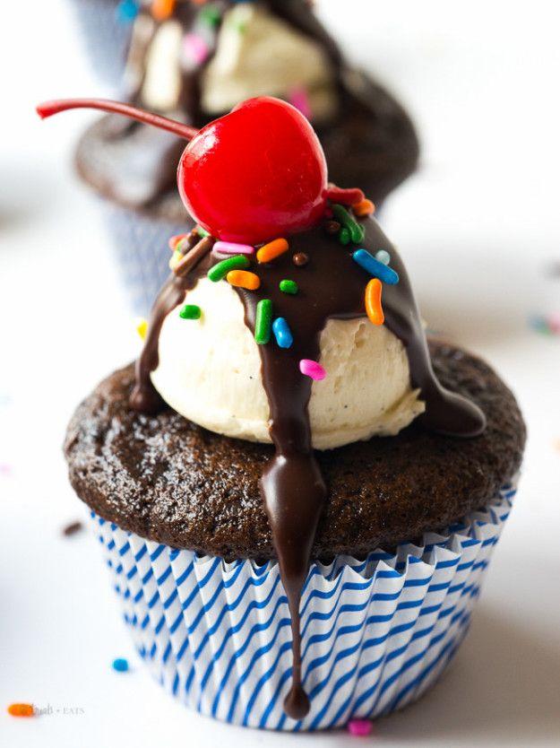Wedding - Community Post: 12 Drool-Worthy Cupcakes That'll Make You Weak In The Knees