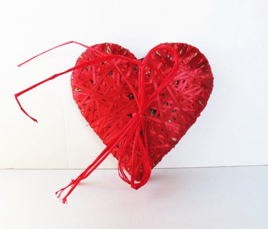 Hochzeit - Ring Pillow - Wedding Red Satin ribbon Rings Pillows Heart Form Romantic Valentine's Day Stylish Bridal Ring Bearer Pillow Flower Girl Boy