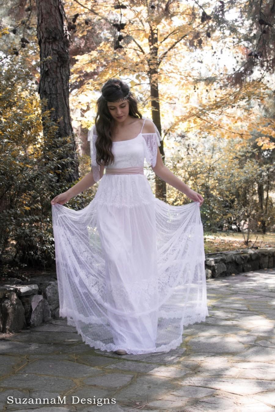 Hochzeit - Lace Wedding Dress, Boho Lace Wedding Dress, Tulle Wedding Dress, Bohemian Bridal Gown, Long Wedding Dress, White Bridal Gown,Bohemian Dress